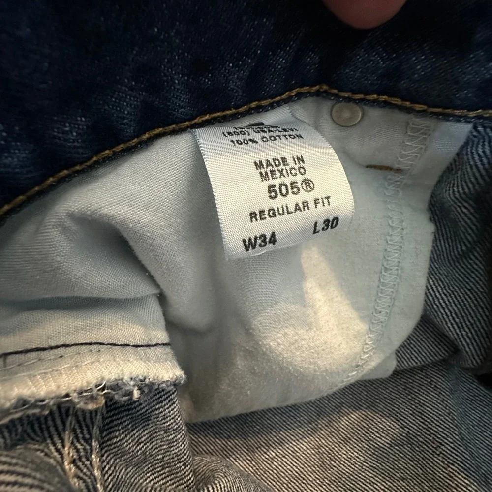 Vintage Unique Minimalist Levi's 505 Regular Fit Jeans Men's 32x28‎ Blank Pocket